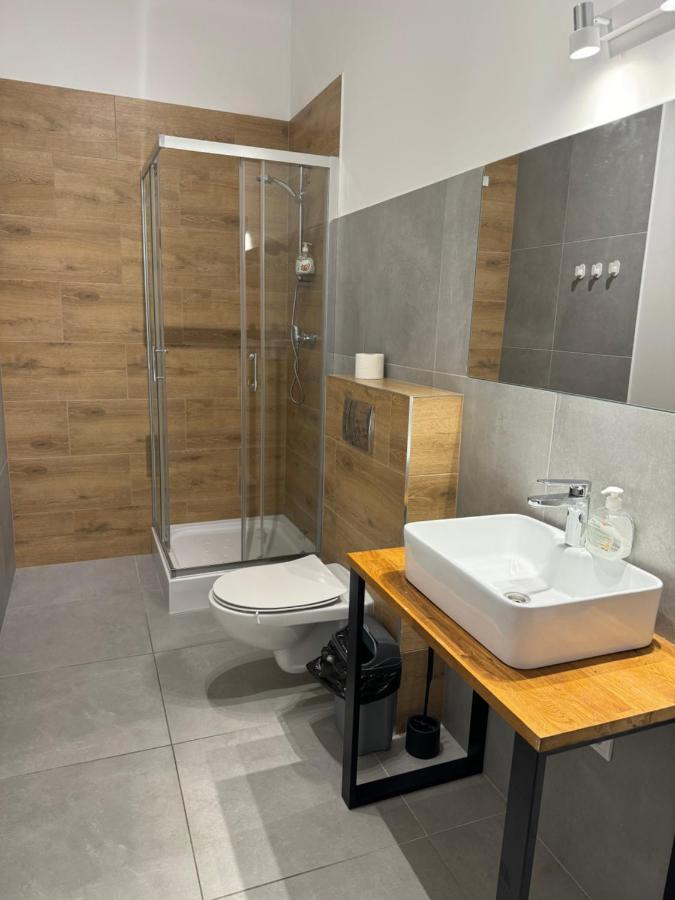 Hostel Va Bank Rzeszow Ngoại thất bức ảnh